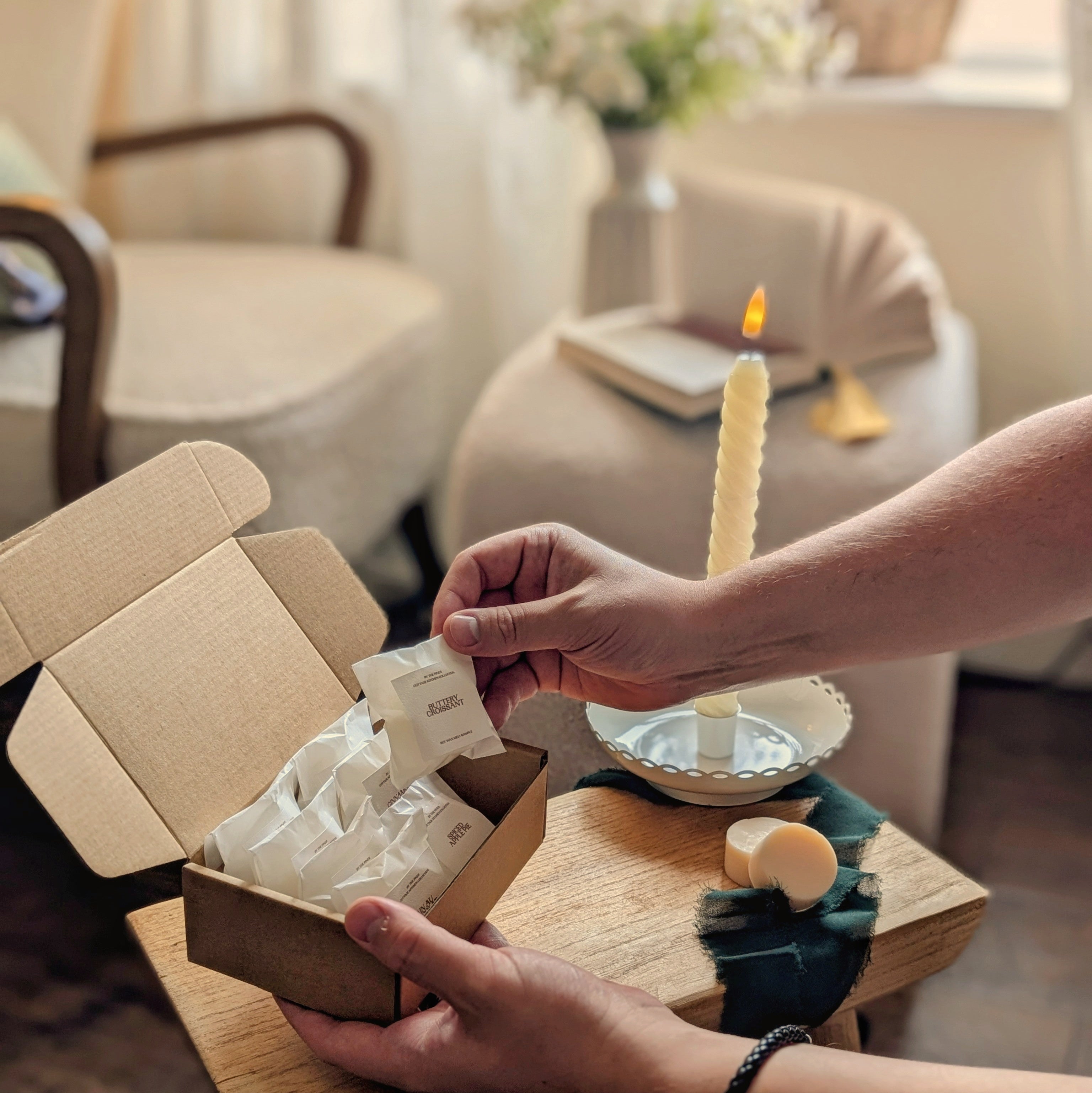 Cottage Kitchen Discovery Box