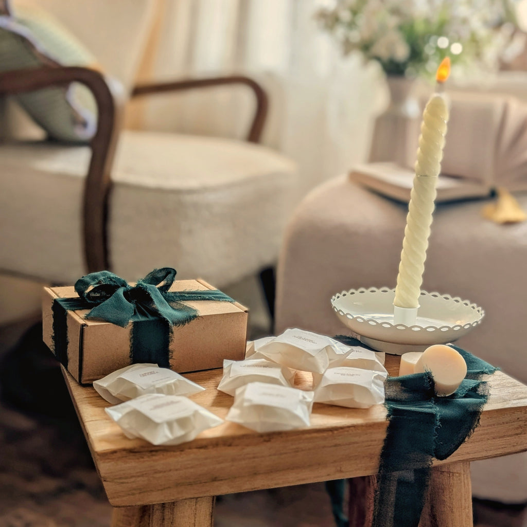 Cottage Kitchen Discovery Box