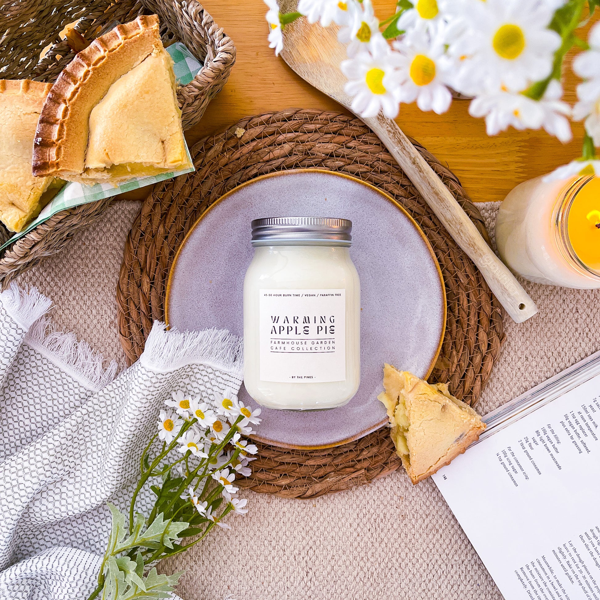 Farmhouse Warming Apple Pie Candle