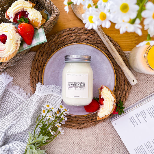 Farmhouse Sweet Strawberry & Vanilla  Tart Candle