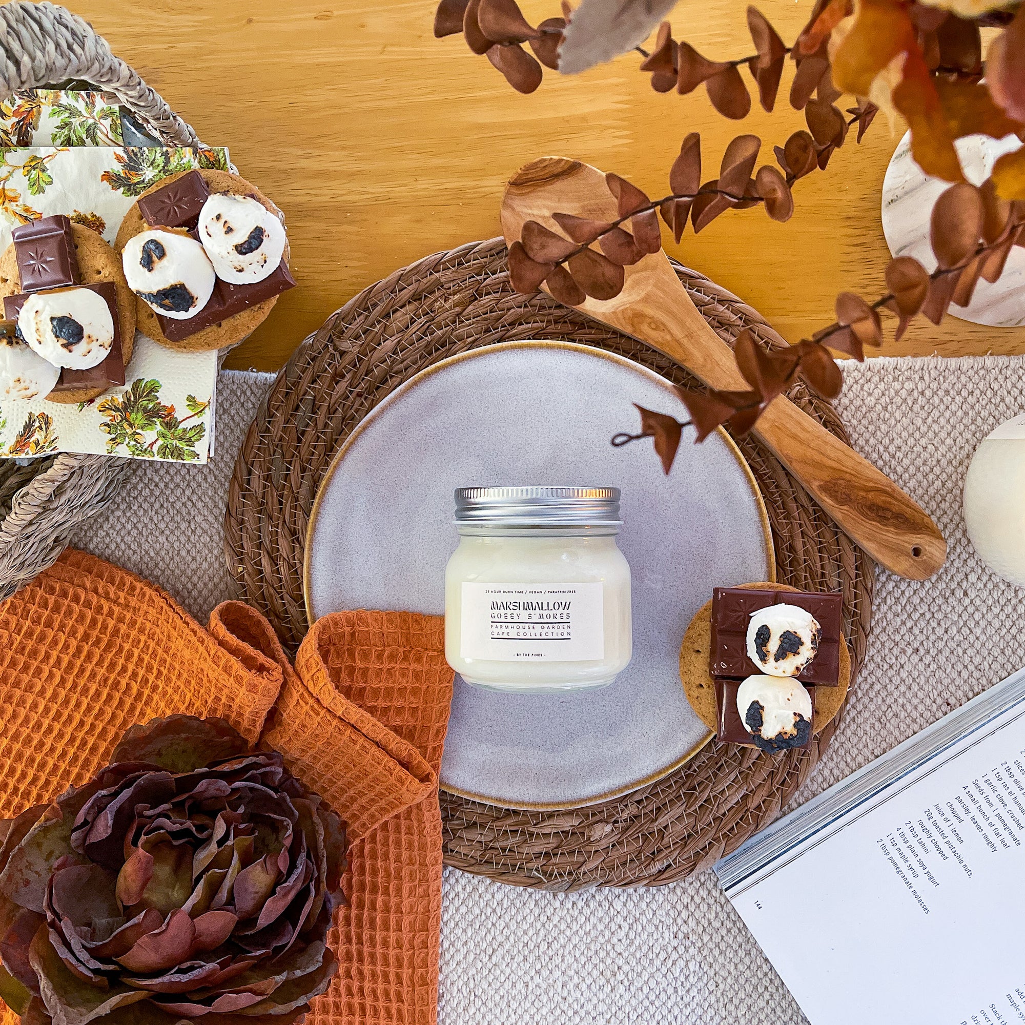 Marshmallow Goeey S'mores Farmhouse Candle 200g