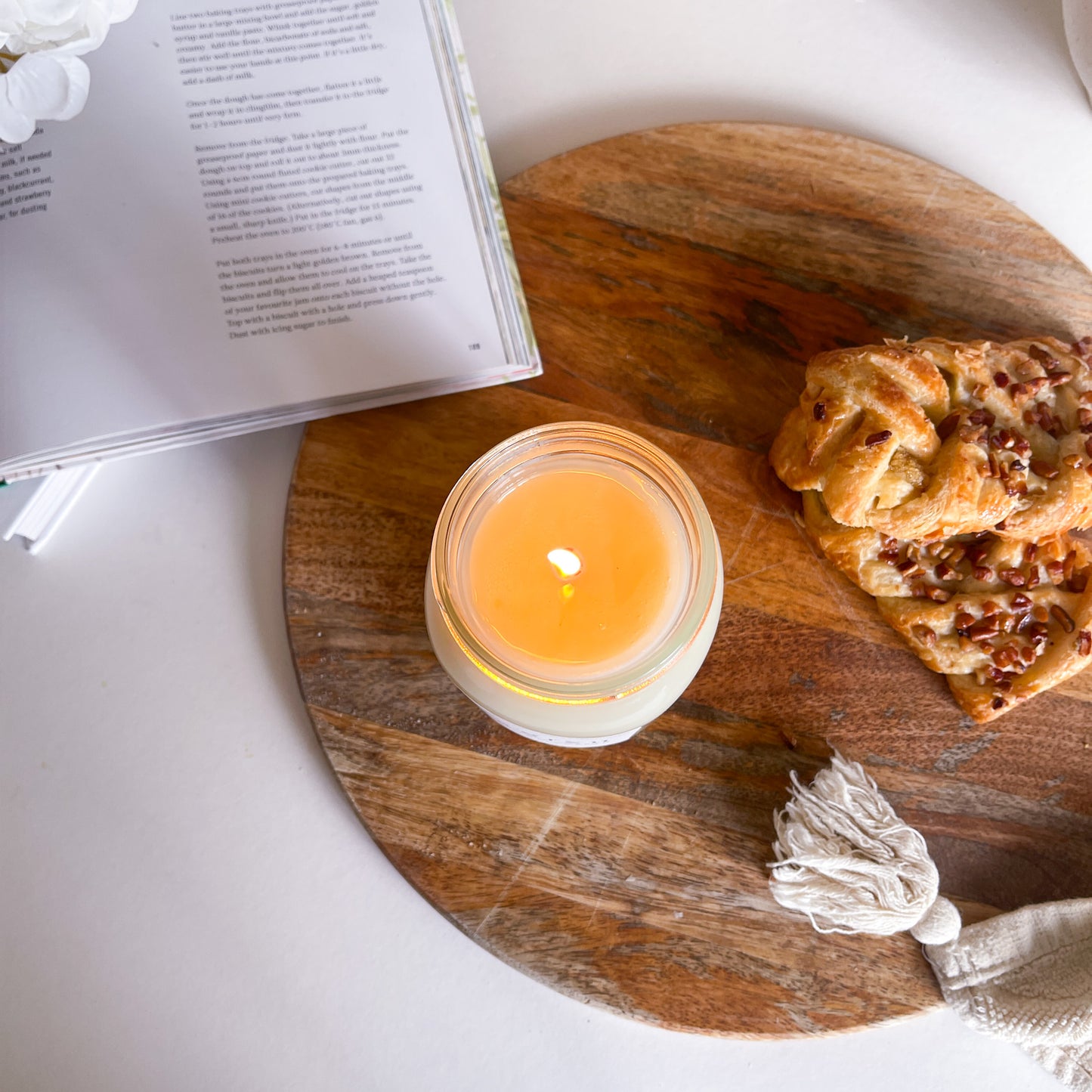 Farmhouse Maple & Pecan Danish Candle 200g