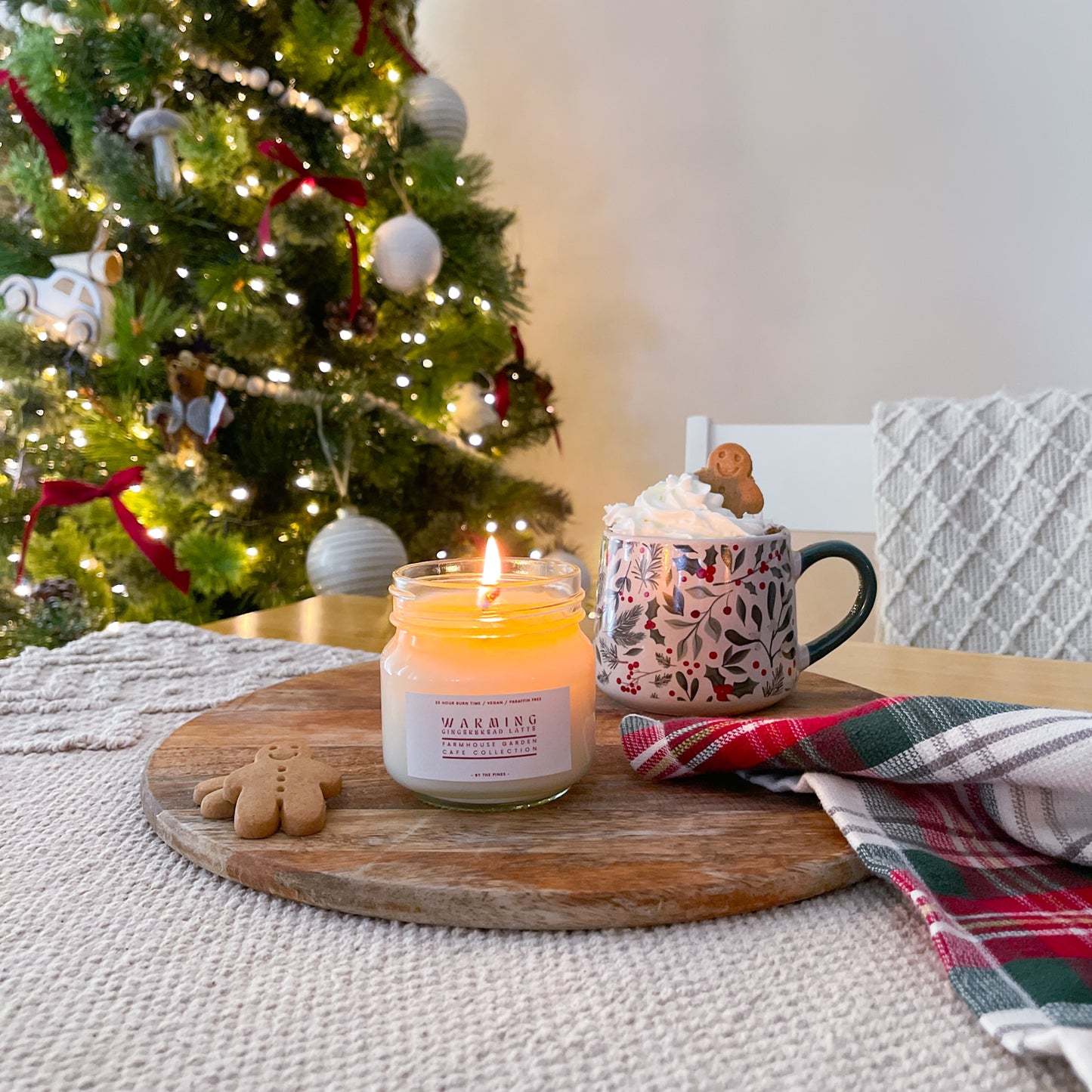 Festive Farmhouse Warming Gingerbread Latte Candle