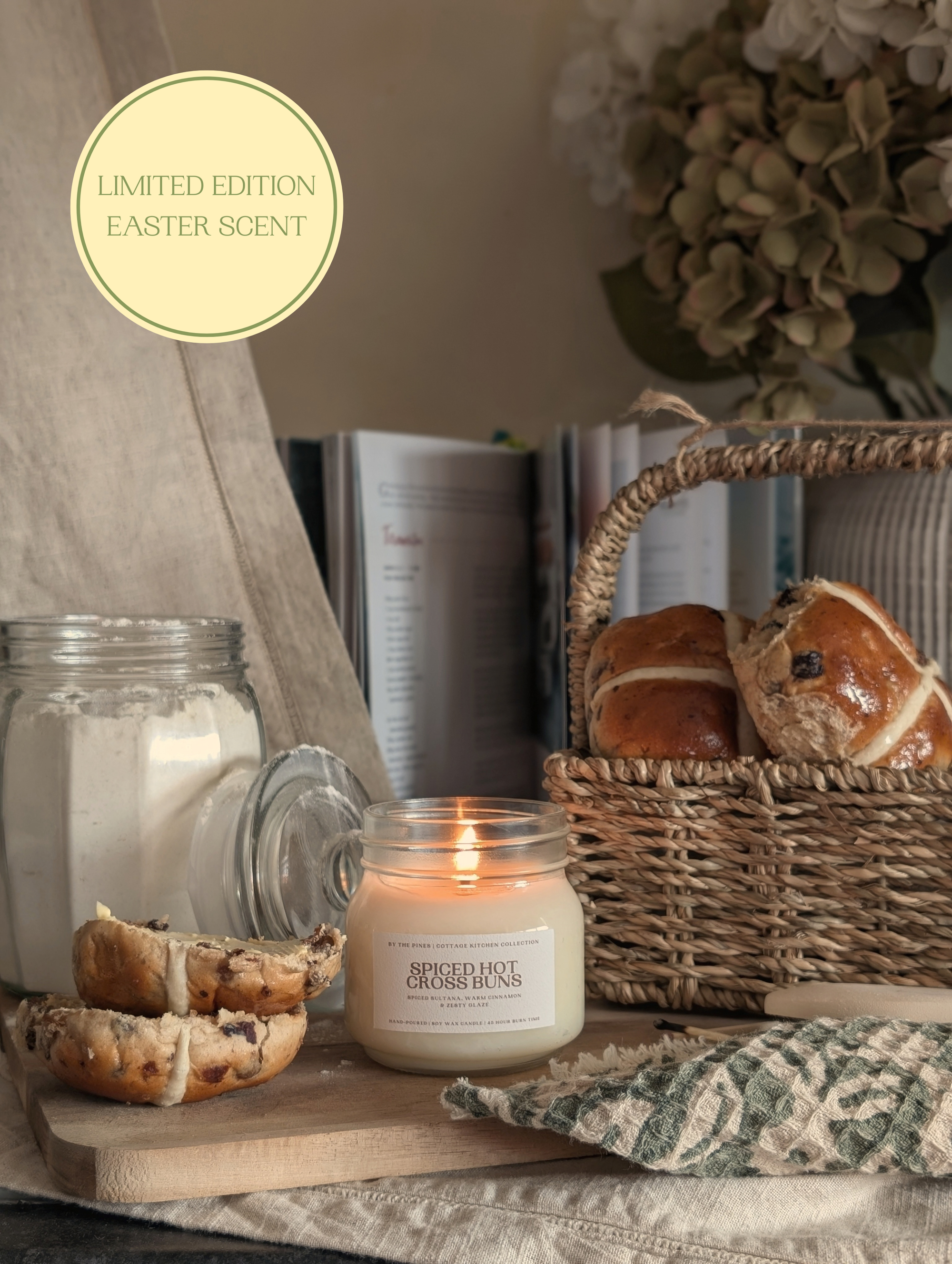 Spiced Hot Cross Buns Candle