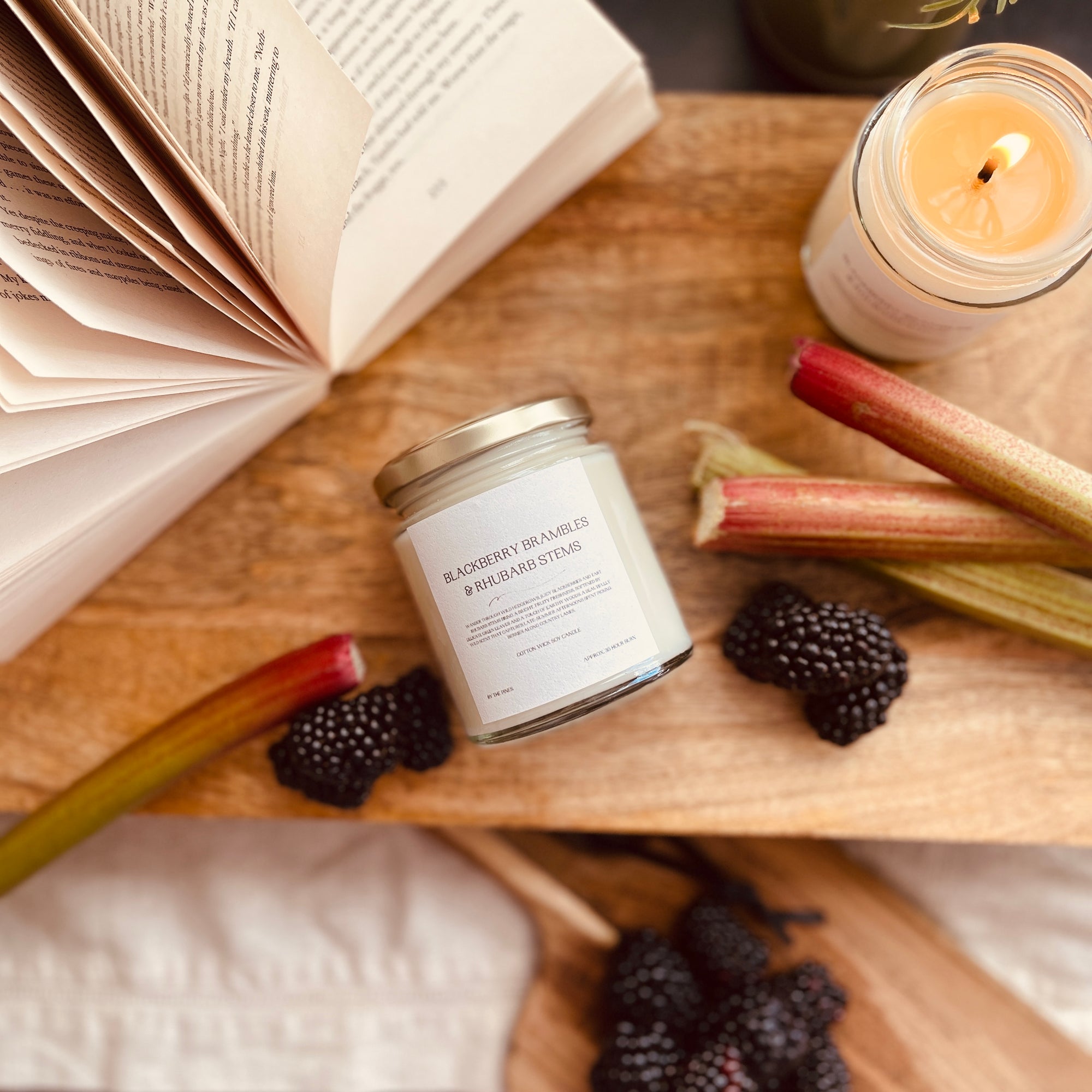 Blackberry Bramble & Rhubarb Stems Candle