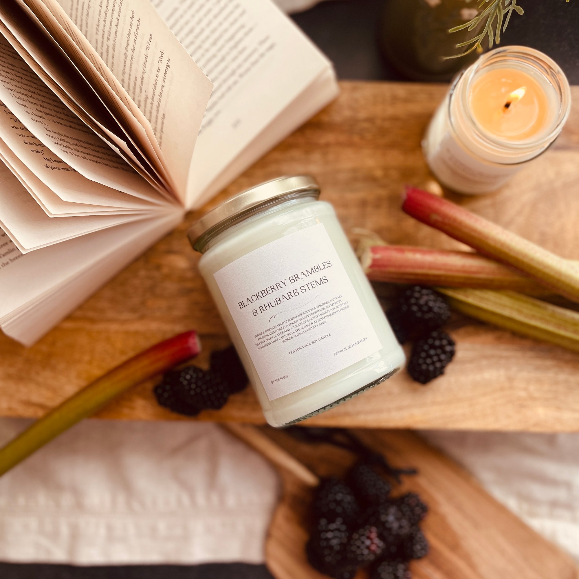Blackberry Bramble & Rhubarb Stems Candle
