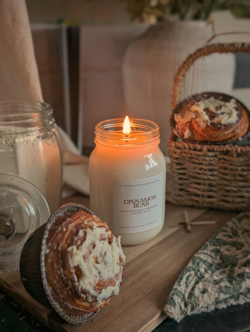 Cinnamon Buns Candle