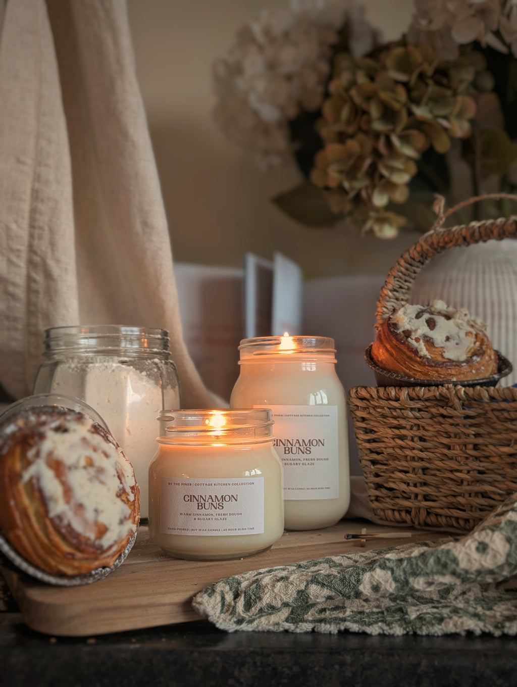 Cinnamon Buns Candle